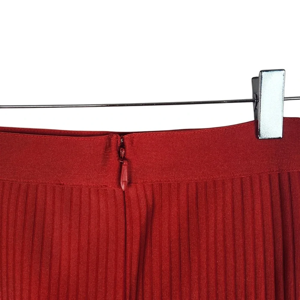 SUPERDOWN‎ Akeela Skirt Womens Small Red Ribbed Knit Midi Pencil Slit Zip